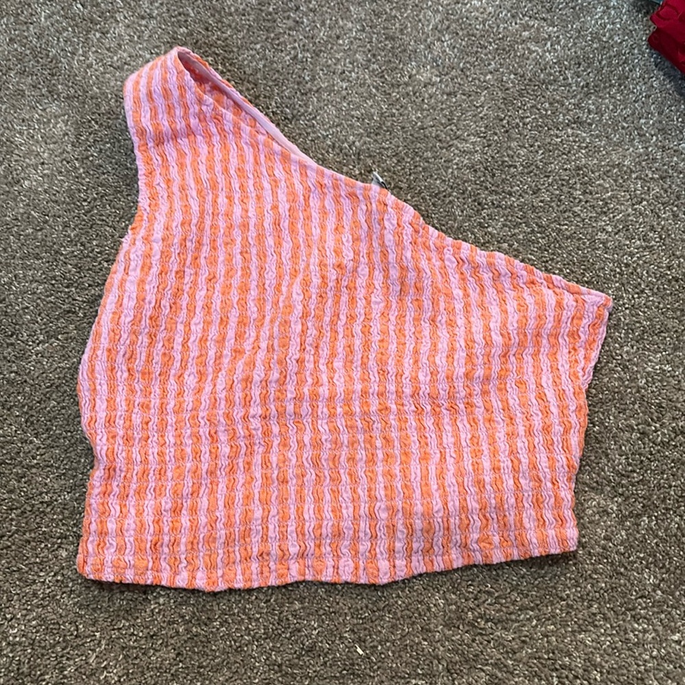 Single Shoulder Striped Crop Top